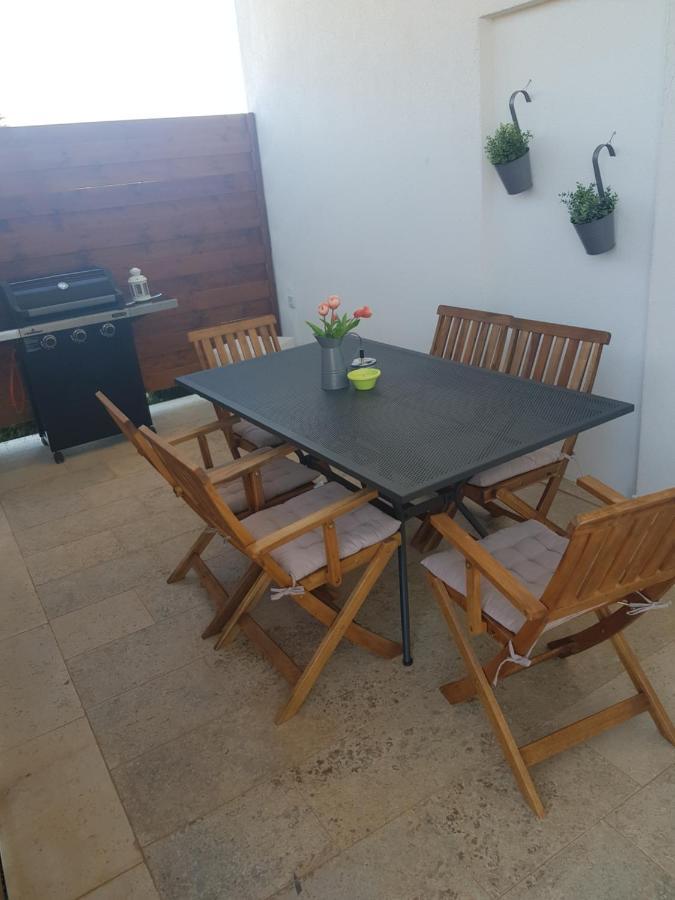 Guest House Flora 帕津 外观 照片